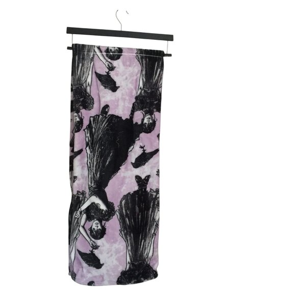 WEDNESDAY Plush Throw Nevermore Rave'N Iconic Dance Poses - Picture 4 of 4